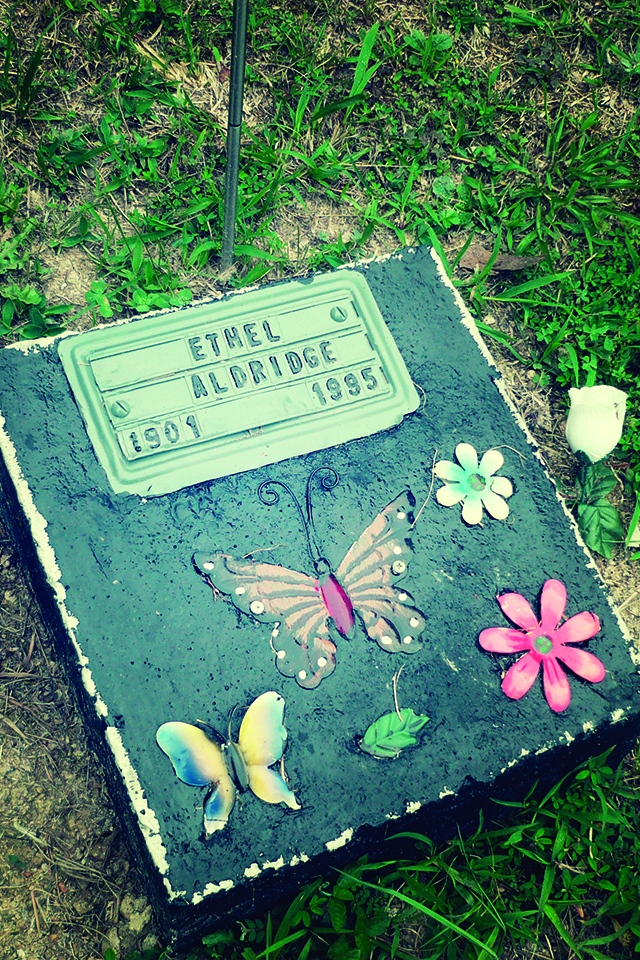 Pucket Cemetery Grave