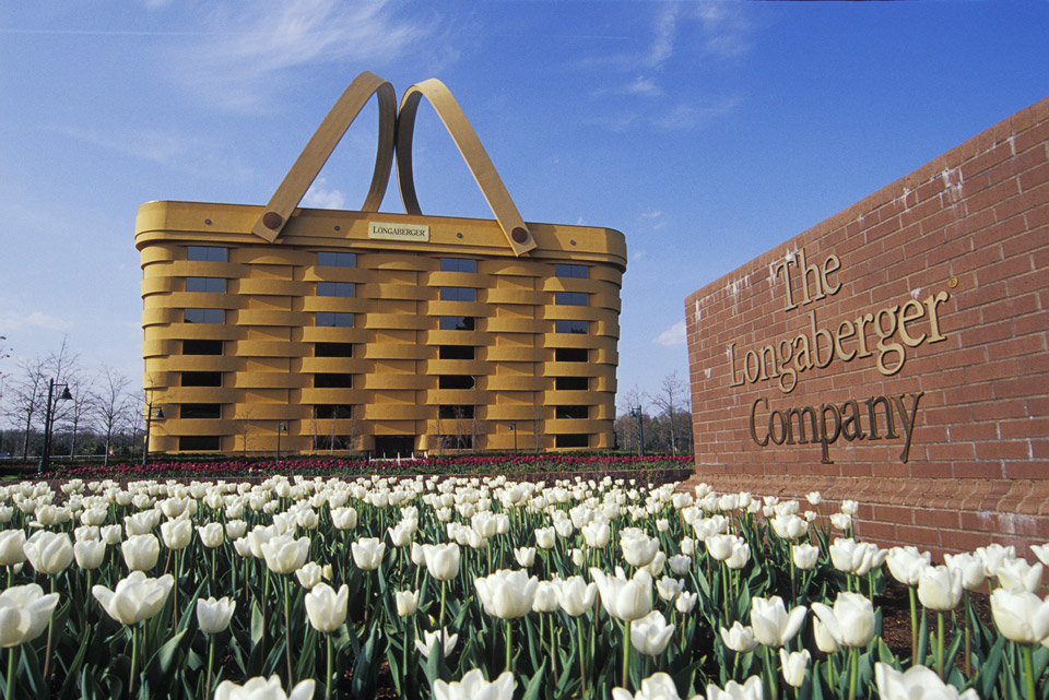 longaberger-basket-building