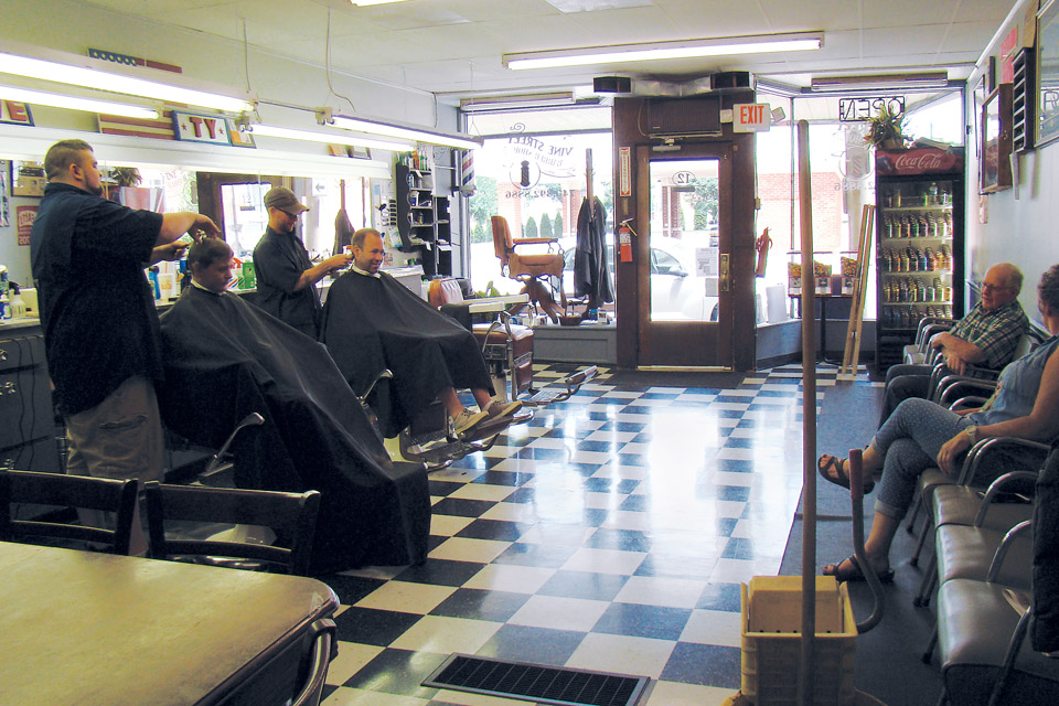 Mount Vernon's Vine Street Barber Shop