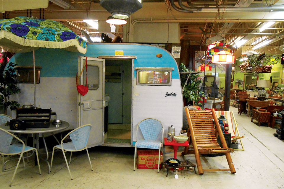 Bomb-Shelter-interior