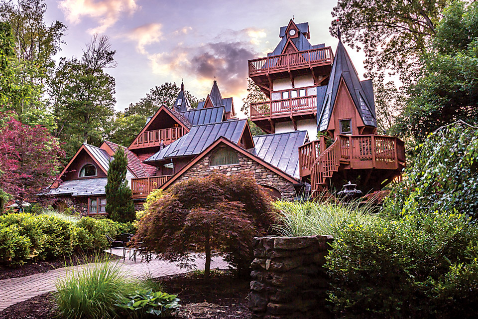 Landholl's Mohican Castle