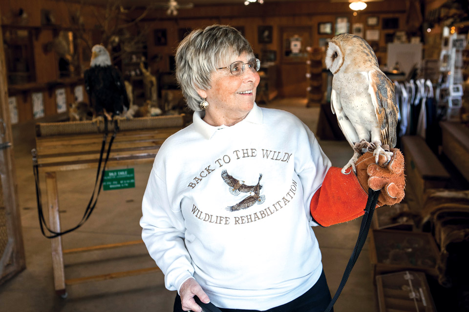 Mona Rutger and a Barn Owl at Back to the Wild 