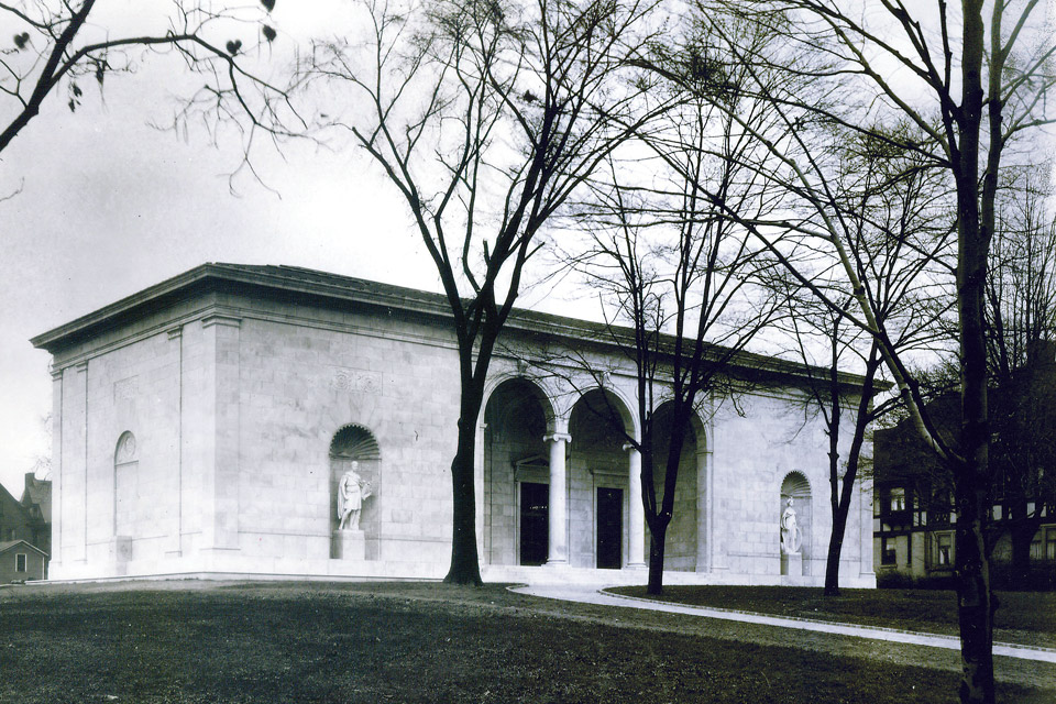 Historical photograph of the Butler Institute of American Art