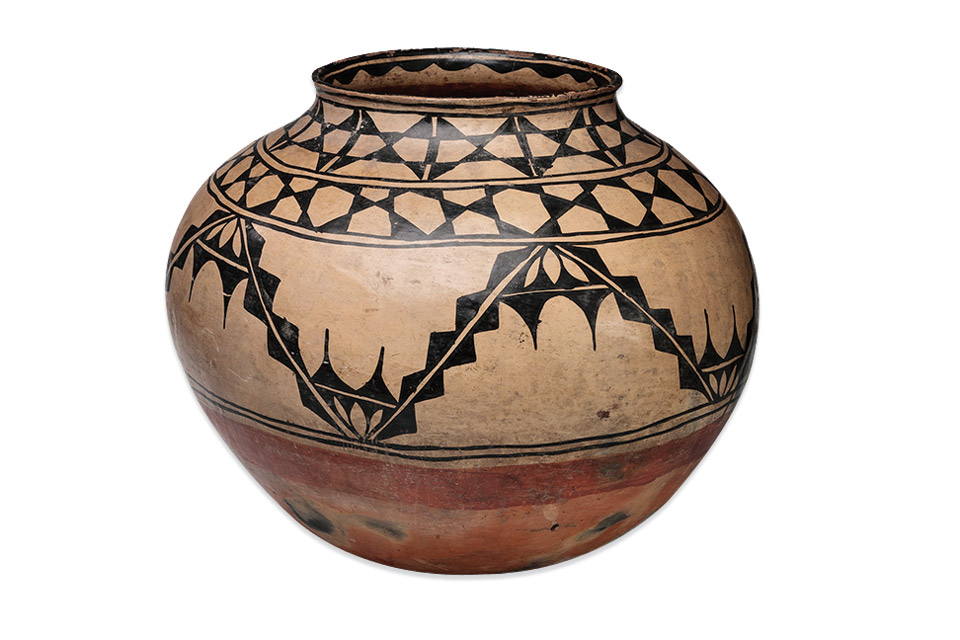 Santo Domingo Pueblo (Kewa Pueblo) polychrome pottery jar