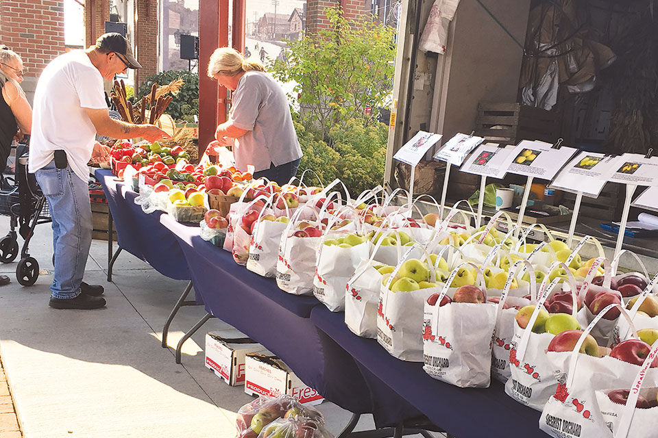 Newark Farmers Market at the Canal Market District