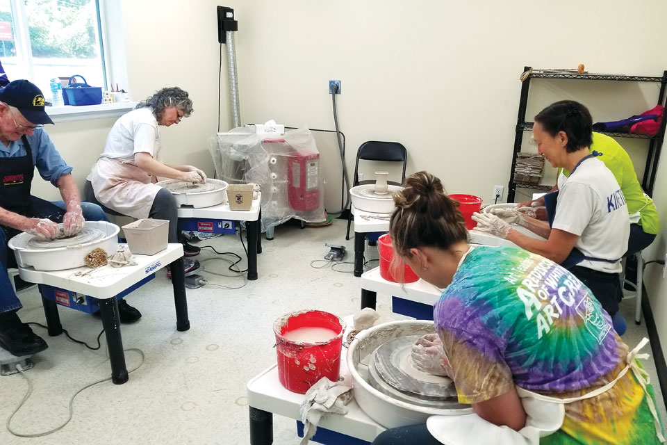 Kentucky Guild of Artists and Craftsmen pottery class (photo courtesy of Kentucky Guild of Artists and Craftsmen)