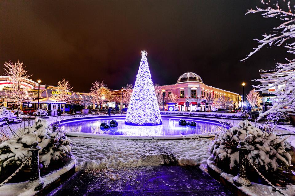 Easton Holiday Lights (photo by Steve Brady)