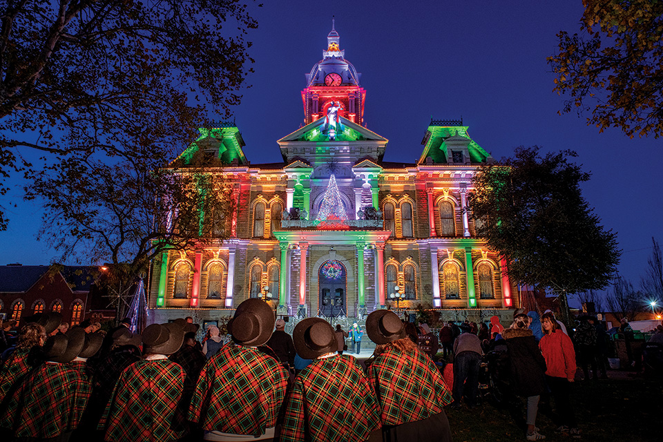 Guernsey County Courthouse Light Show 