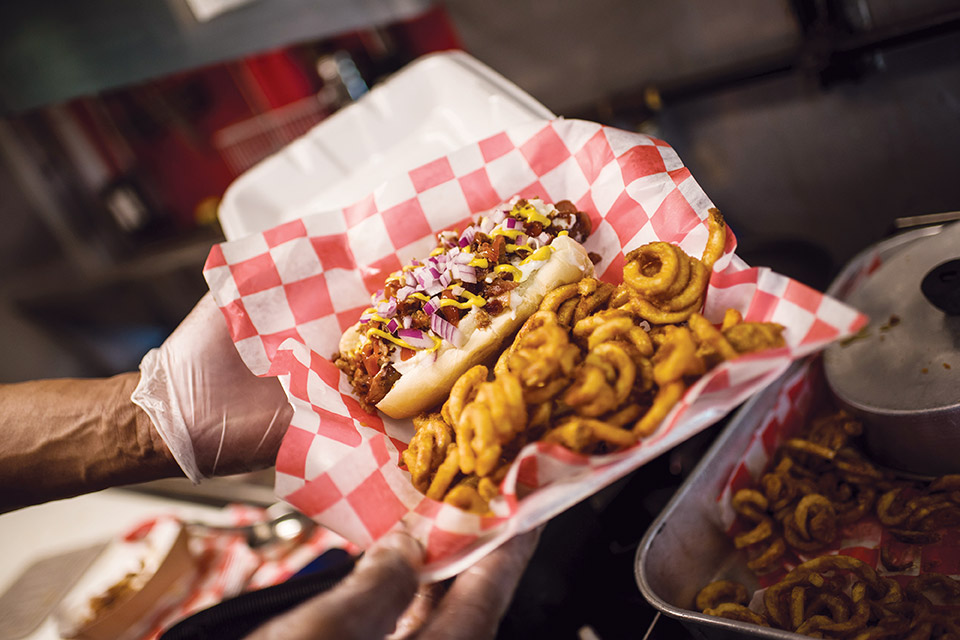 Smashdawgz dog and curly fries (photo by Jonathan Miksanek)