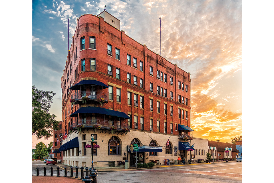 Lafeyette Hotel (photo by Bruce Wunderlich)