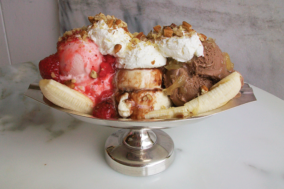 Banana Classique Sundae in dish at Cincinnati’s Aglamesis Bros. (photo courtesy of Aglamesis Bros.)