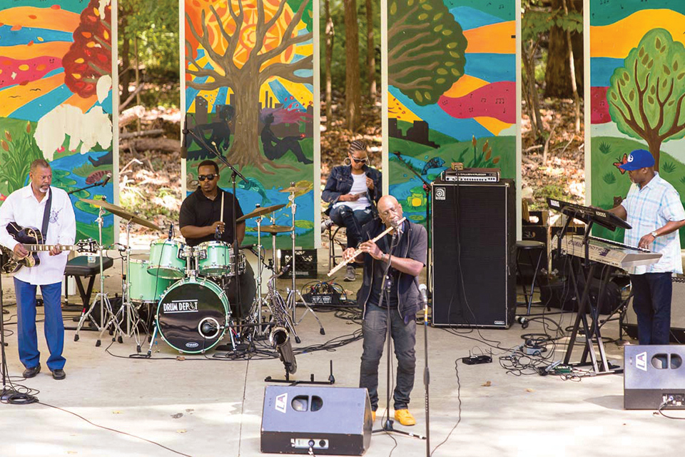 Band playing at Toledo’s Ottawa Park (photo courtesy of Great Lakes Jazz Society)