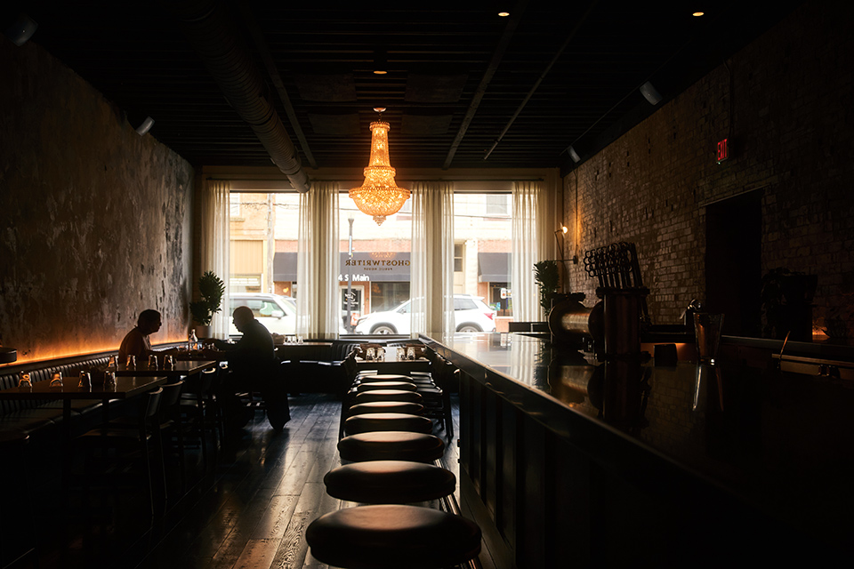 Interior of Ghostwriter Public House in Johnstown (photo by Brian Kaiser)