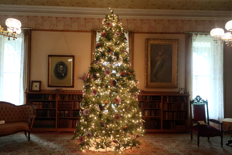 Hayes Home Holidays at Rutherford B. Hayes Presidential Library and Museum in Fremont (photo courtesy of Rutherford B. Hayes Presidential Library and Museum)