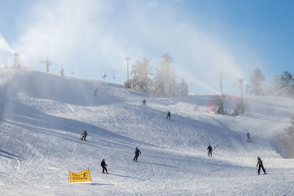 Skiers at Boston Mills Ski Resort in Peninsula (photo by Julia Dixon)