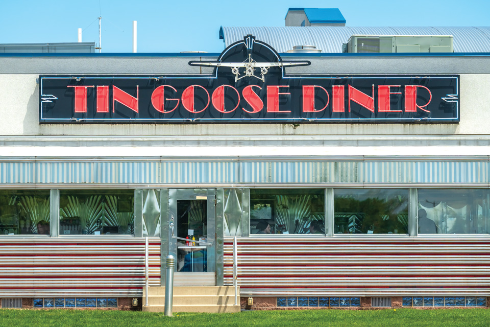 Exterior of Tin Goose Diner in Port Clinton (photo by Doug Hinebaugh)
