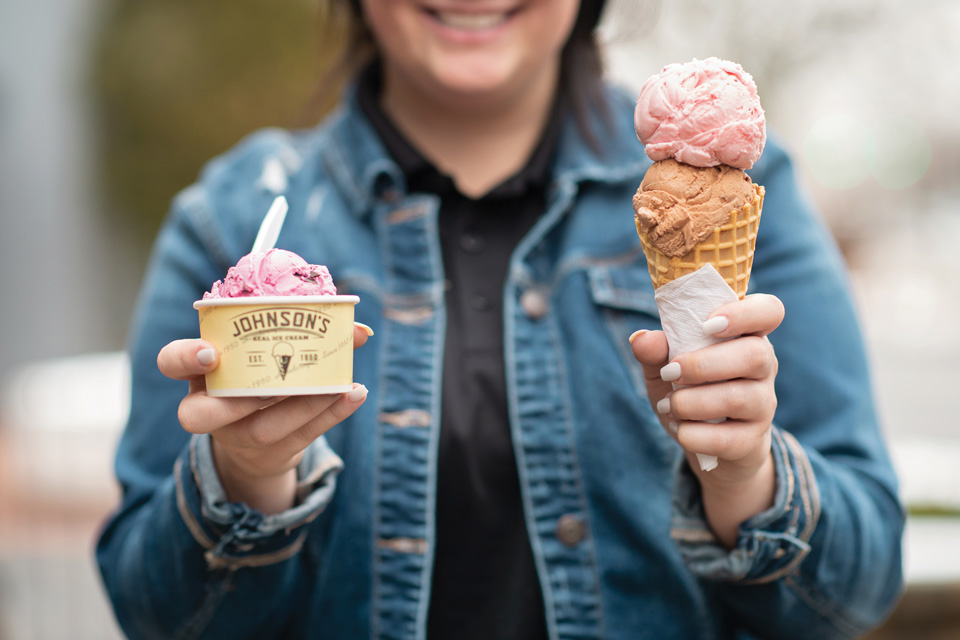 Person holding Johnson’s Real Ice Cream in Columbus (photo courtesy of Johnson’s Real Ice Cream)