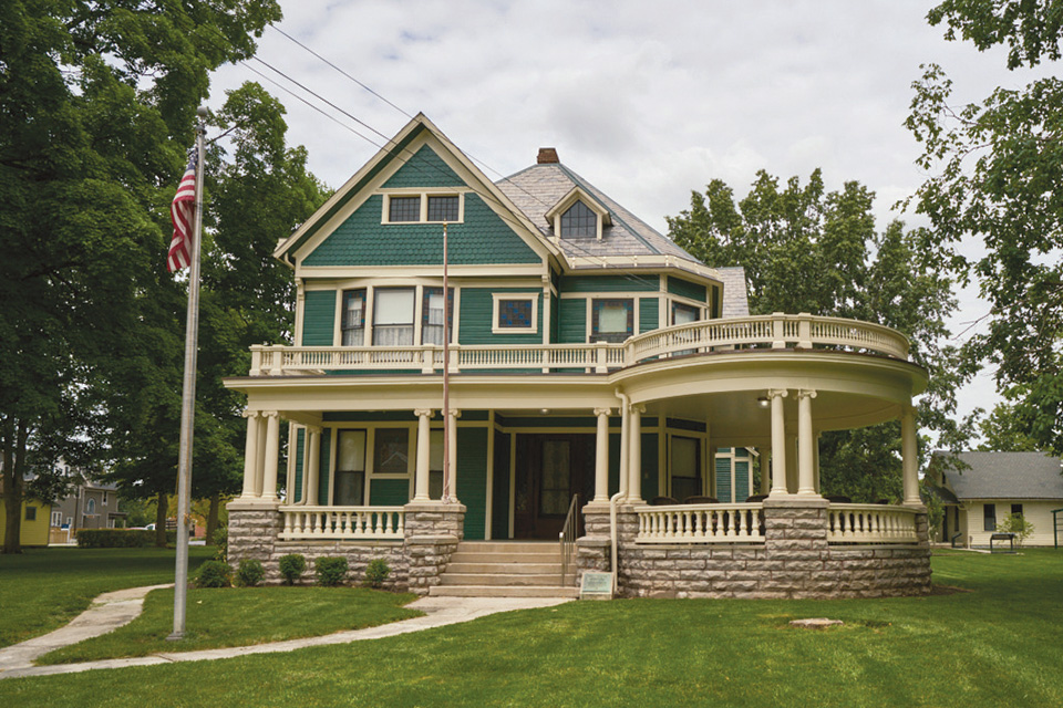 Exterior of Harding Home in Marion (photo by Sam Kendall)