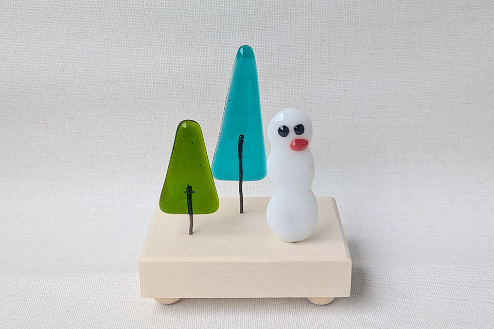 Tree and snowman recycled glass art from Jennifer L Worden Arts in Canton (photo courtesy of Jennifer L Worden Arts)
