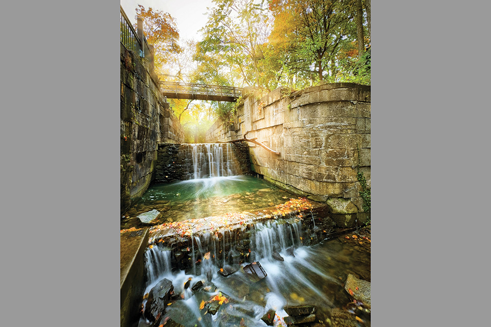Canal Locks Trail in Maumee (photo by Matt Hoffman)