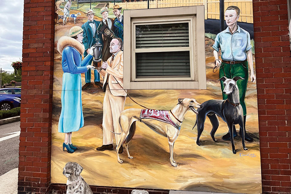 Greyhound mural in downtown Grove City (photo courtesy of Visit Grove City)