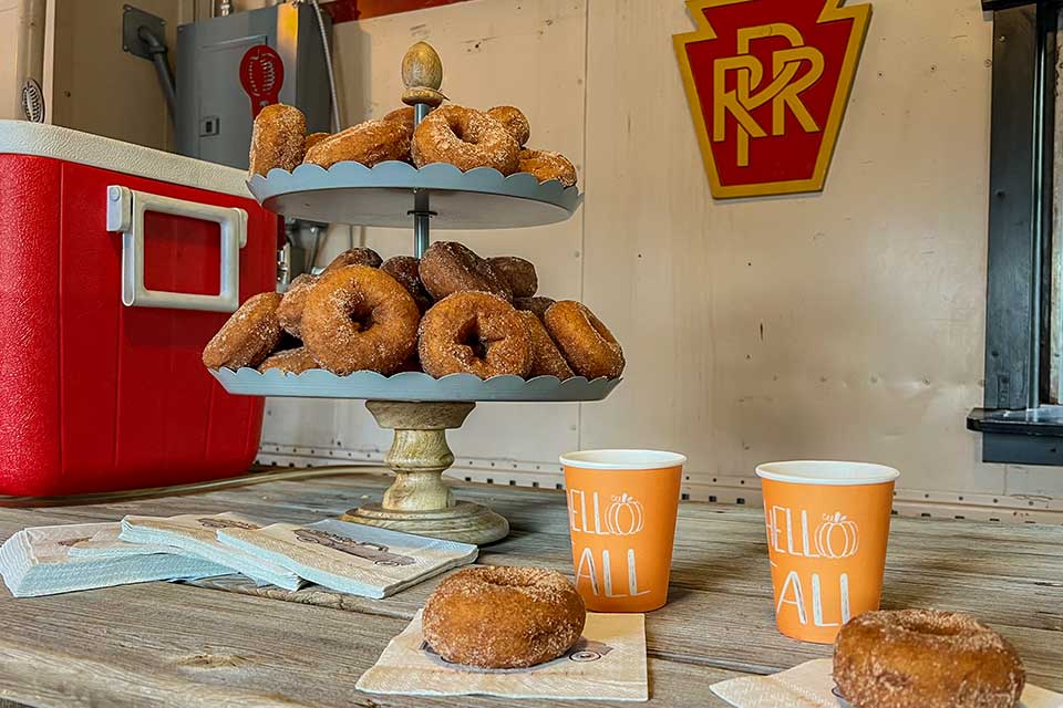 Doughnuts at Donuts & Dads event in Lebanon (photo by Rob Winfree)