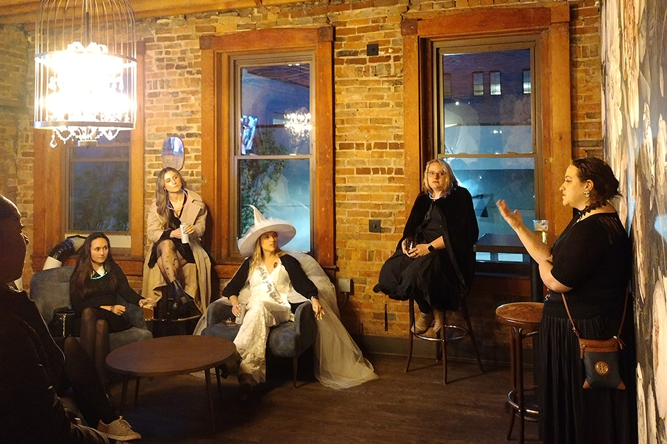 Participatants on a Booze and Boos Tour in Cincinnati (photo courtesy of Booze and Boos Tour)
