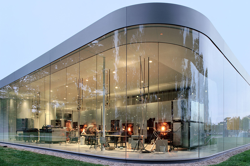 Exterior of Glass Pavilion Hot Shop at the Toledo Museum of Art (courtesy of Toledo Museum of Art)