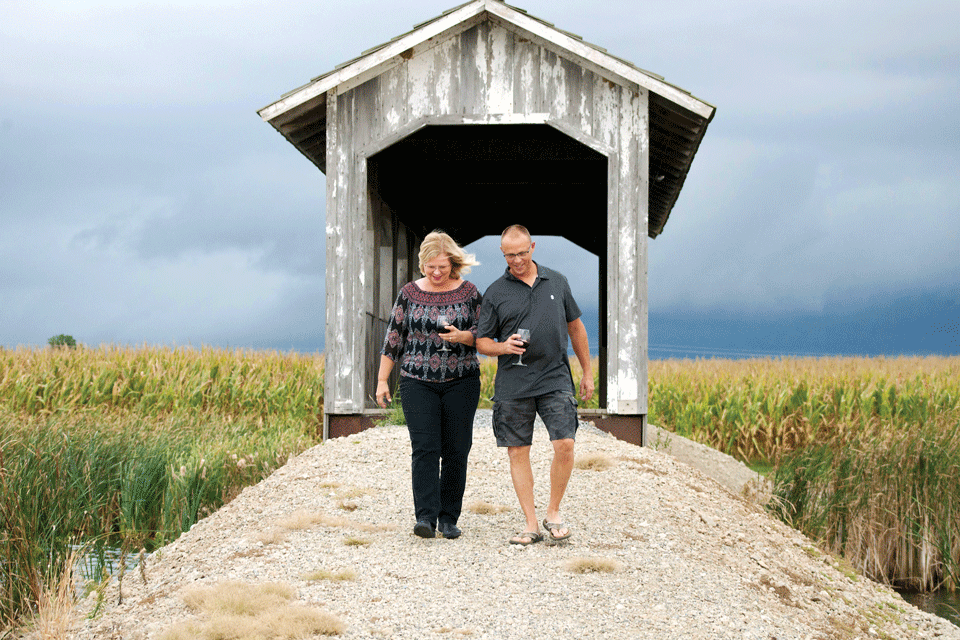 Couple at Sycamore Lake Wine Co. in Columbus Grove (photo by Jenn Prine)