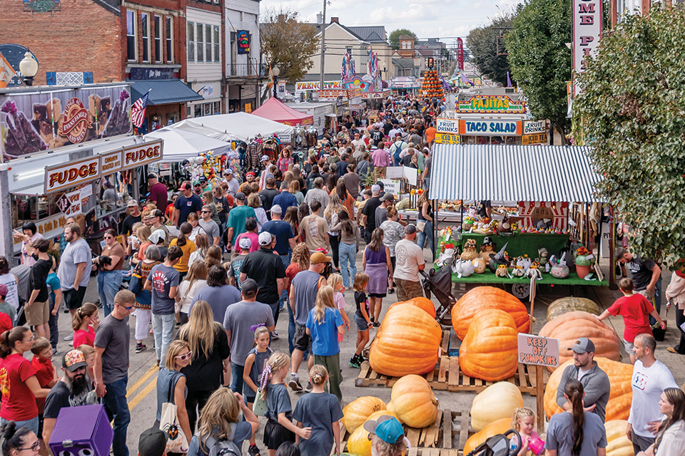Crowd at Barnesville Pumpkin Festival (photo by Heather Sevigny)